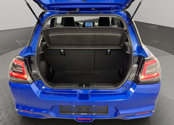 Vehicle image 4 Vehicle image 4