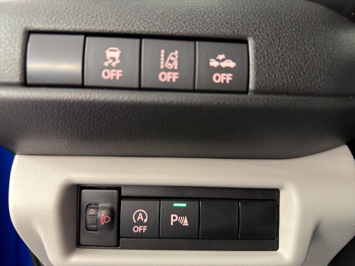 Vehicle image SUZUKI SWIFT