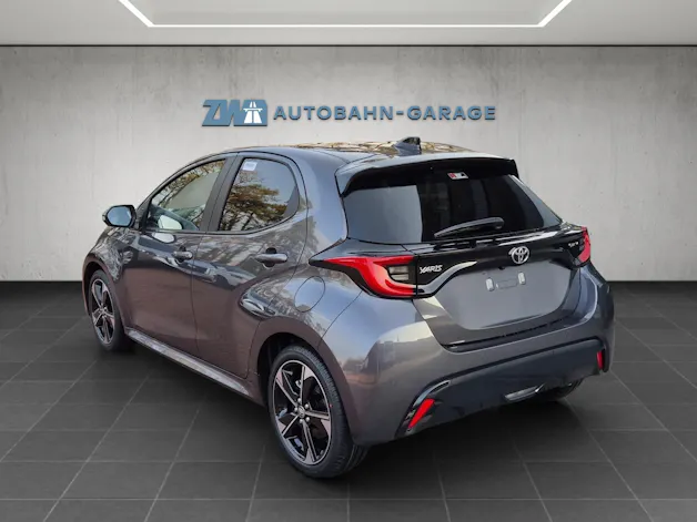Toyota Yaris 1.5 VVT-i HSD Premium