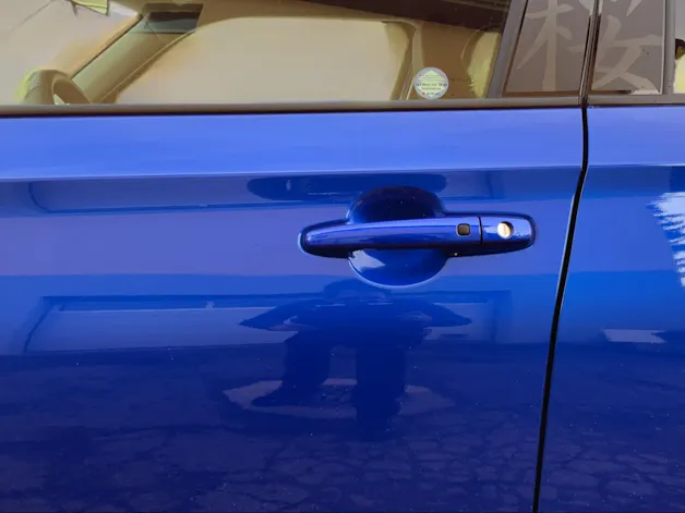 Suzuki Swift 1.2 Sakura Top Hybrid