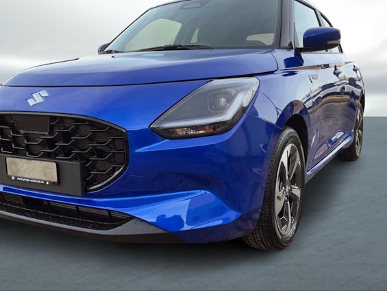 Vehicle image 17 Vehicle image 17