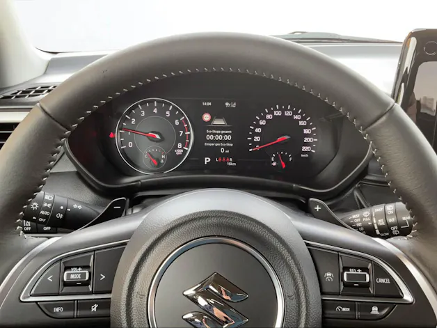 Suzuki Swift 1.2 Sakura Top Hybrid