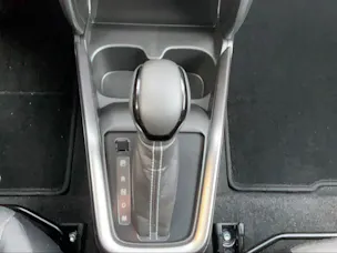 Suzuki Swift 1.2 Sakura Top Hybrid