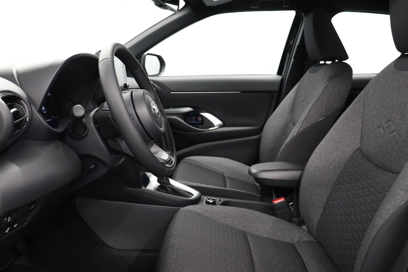 Vehicle image TOYOTA YARIS CROSS