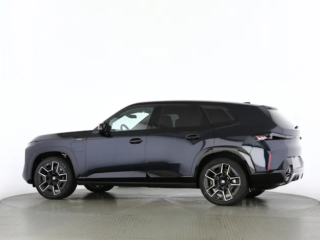 BMW XM 50e Plug-in Hybrid