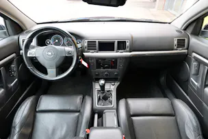 Opel Vectra 2.8 V6 Turbo OPC