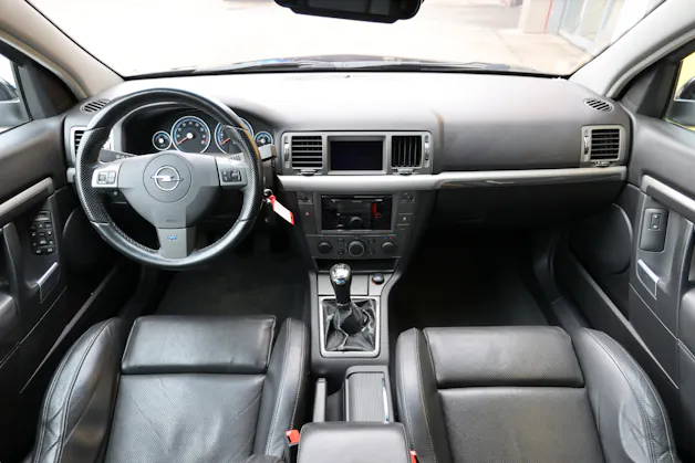 Opel Vectra 2.8 V6 Turbo OPC