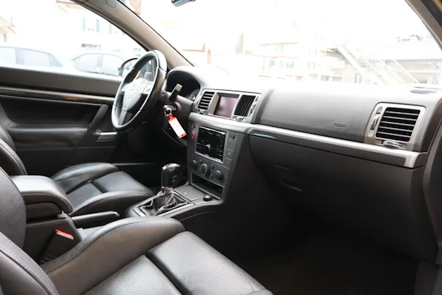 Opel Vectra 2.8 V6 Turbo OPC