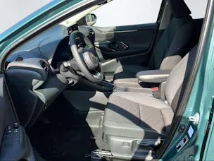 Toyota Yaris 1.5 VVT-i HSD Trend