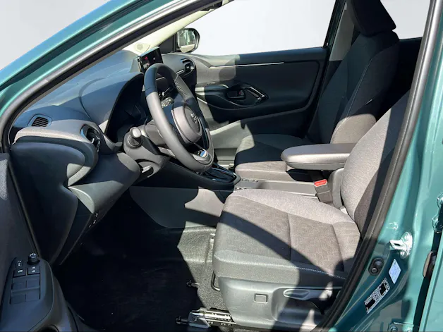 Toyota Yaris 1.5 VVT-i HSD Trend
