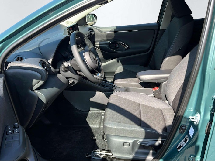 Vehicle image TOYOTA YARIS