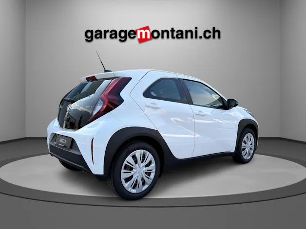 Toyota Aygo X 1.5 VVT-i HSD Comfort