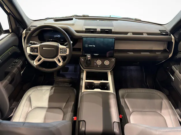 Land Rover Defender 130 3.0 D I6 350 X-Dynamic HSE