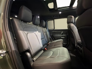 Vehicle image LAND ROVER Defender 130 3.0 D I6 350 X-Dynamic HSE