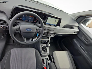 https://vehicle.imgix.net/4176632/a5eca624-e75e-41da-ae78-d0232b9bda34.jpg