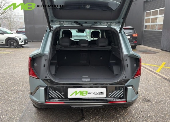 Vehicle image 5 Vehicle image 5