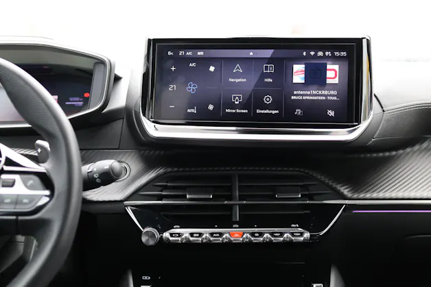 Peugeot 208 1.2 Hybrid 145 GT