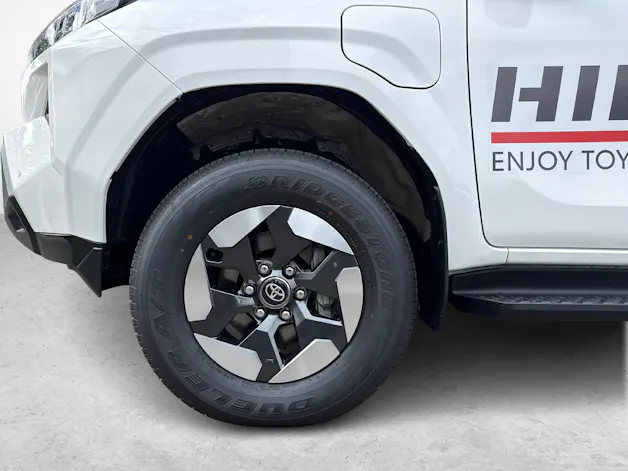 Toyota Hilux Double Cab.-Pick-up 59KWh Comfort