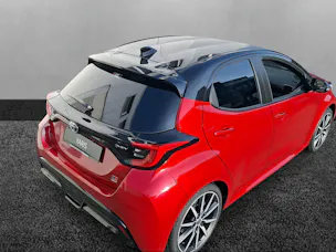 Toyota Yaris 1.5 VVT-i HSD GR Sport