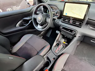 Toyota Yaris 1.5 VVT-i HSD GR Sport