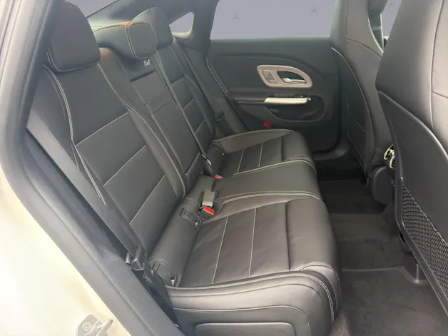 Mercedes-Benz CLA 220 AMG Line 4matic
