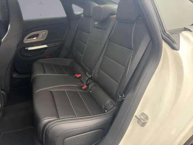 Mercedes-Benz CLA 220 AMG Line 4matic