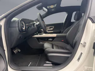 Mercedes-Benz CLA 220 AMG Line 4matic