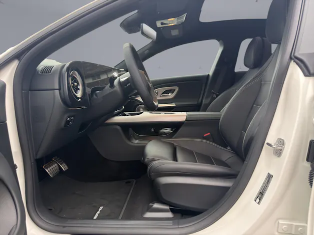 Mercedes-Benz CLA 220 AMG Line 4matic