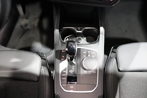 image du véhicule BMW 118i