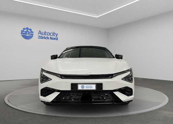 Vehicle image 4 Vehicle image 4