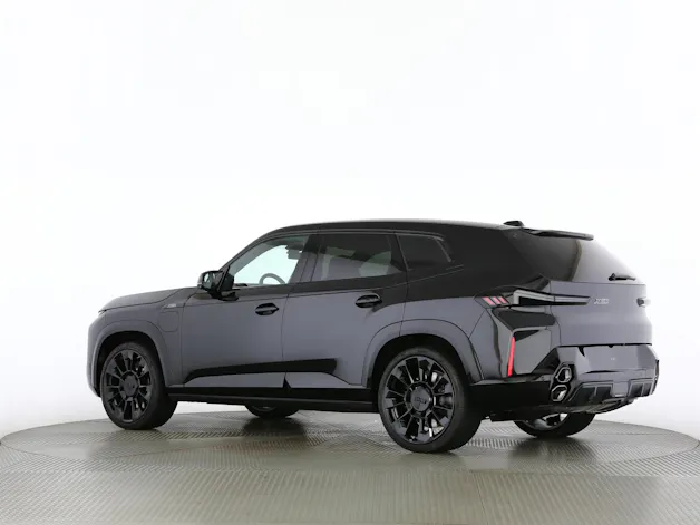 BMW XM 50e Plug-in Hybrid