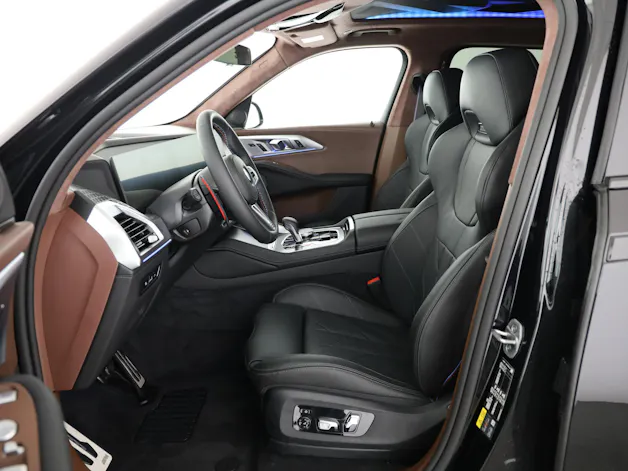BMW XM 50e Plug-in Hybrid