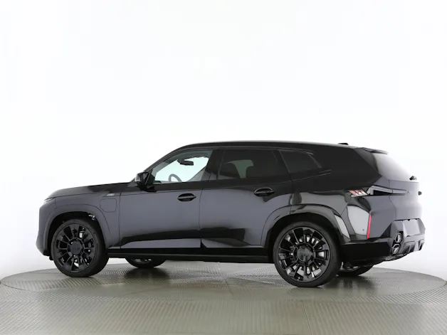 BMW XM 50e Plug-in Hybrid