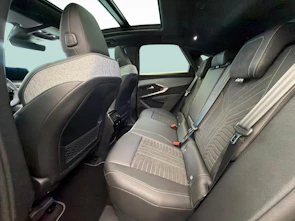 Fahrzeugbild PEUGEOT 3008 1.2 Hybrid GT