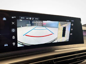 https://vehicle.imgix.net/4176895/2e7d7ee1-3067-434a-8300-e312d6640246.jpg