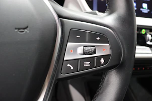 image du véhicule BMW 118i