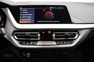 image du véhicule BMW 118i