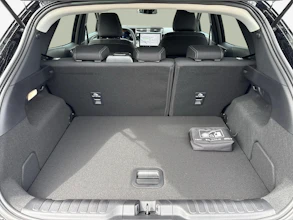 https://vehicle.imgix.net/4176968/380c6beb-8637-4895-8cbd-6d19e690abcd.jpg