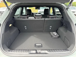 https://vehicle.imgix.net/4176974/3c8eeef2-a6b2-4719-8b4e-49c8c7672b79.jpg