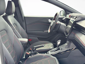 https://vehicle.imgix.net/4176974/94c5edfb-9b16-412d-939d-33db0721edcd.jpg