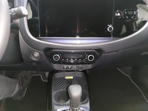 Vehicle image 13 Vehicle image 13