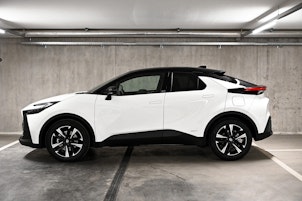 Vehicle image TOYOTA C-HR 2.0 HEV Swiss Edition 4x4