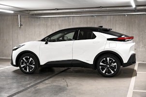 Vehicle image TOYOTA C-HR 2.0 HEV Swiss Edition 4x4