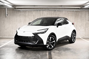 Vehicle image TOYOTA C-HR 2.0 HEV Swiss Edition 4x4
