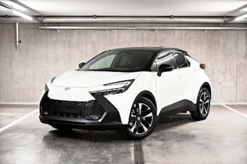 Vehicle image TOYOTA C-HR 2.0 HEV Swiss Edition 4x4 Vehicle image TOYOTA C-HR 2.0 HEV Swiss Edition 4x4