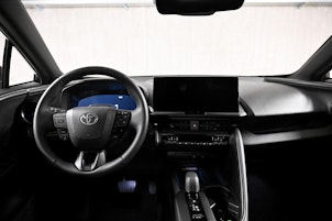 Vehicle image TOYOTA C-HR 2.0 HEV Swiss Edition 4x4