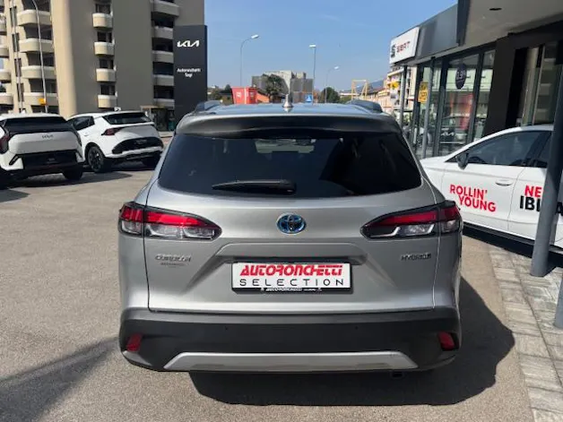 Toyota Corolla Cross 2.0 HSD Trend AWD-i
