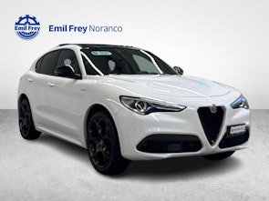 Vehicle image ALFA ROMEO Stelvio 2.0 Q4 280 Veloce + Gancio traino amovibile e pneumatici invernali