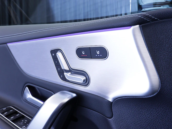 image du véhicule MERCEDES-BENZ A 45 AMG