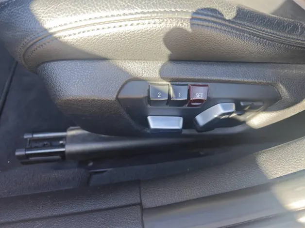 BMW 320d xDrive SAG